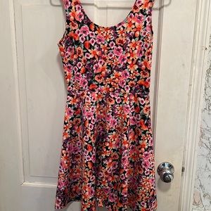 CHAPS women’s dress multicolor floral design